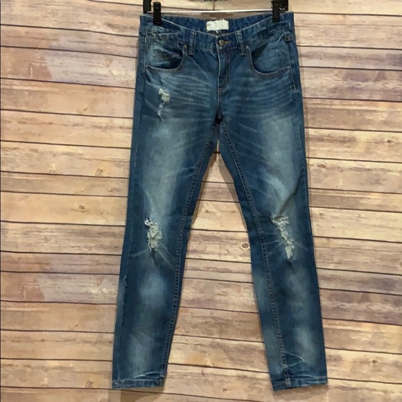 FREE PEOPLE DISTRESSED BOYFRIEND JEAN - Picture 4 of 12